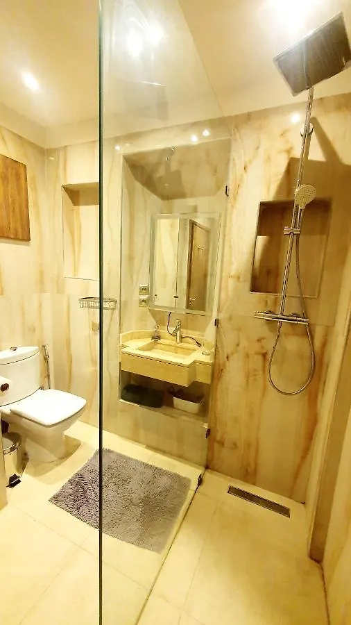 Superbe Appartement A Hivernage Marakeş Daire